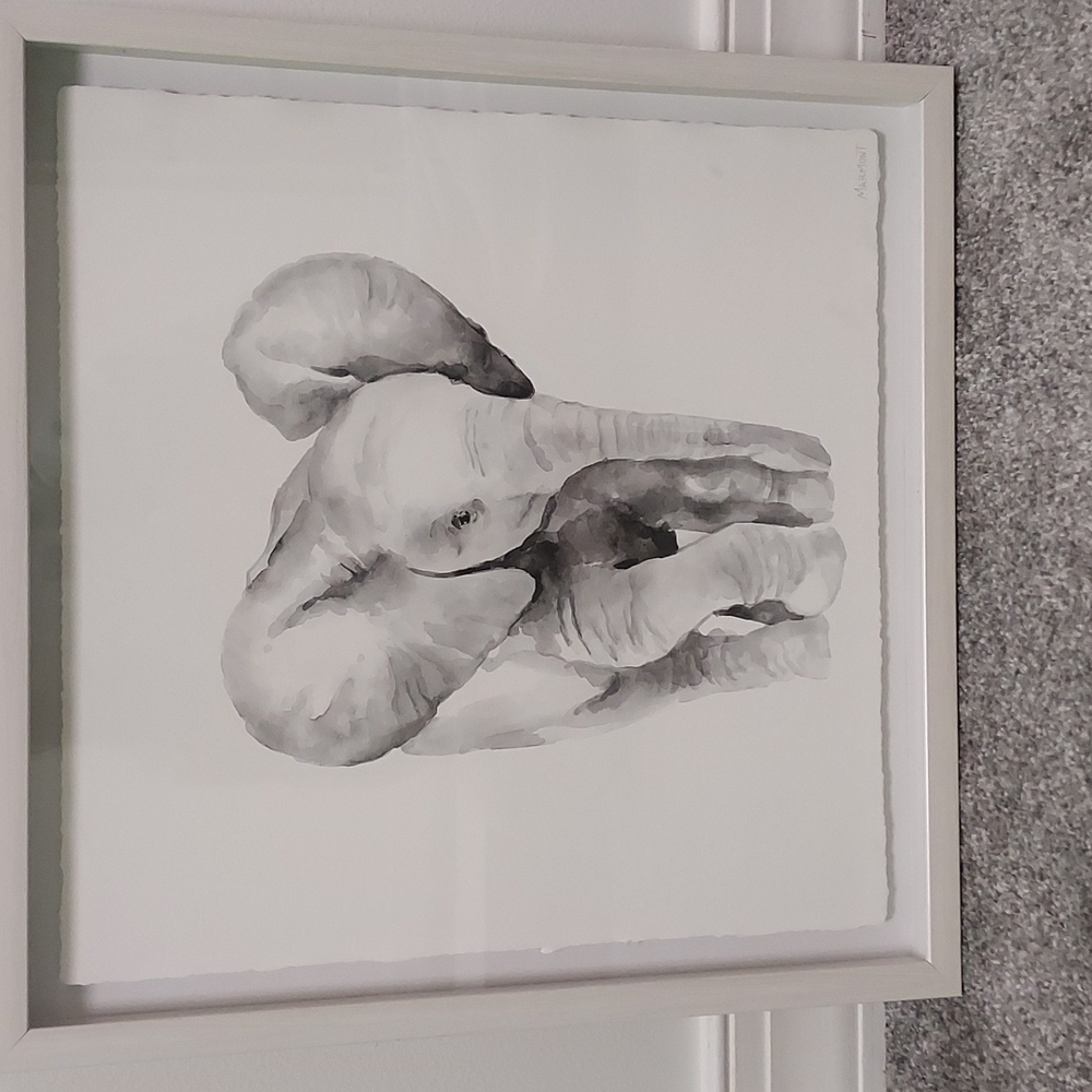 NWOT Marmont baby elephant artwork